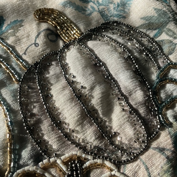 RACHEL ZOE NWT Fall Autumn Thanksgiving Beaded Pumpkins Decorative Table Runner - Picture 7 of 13